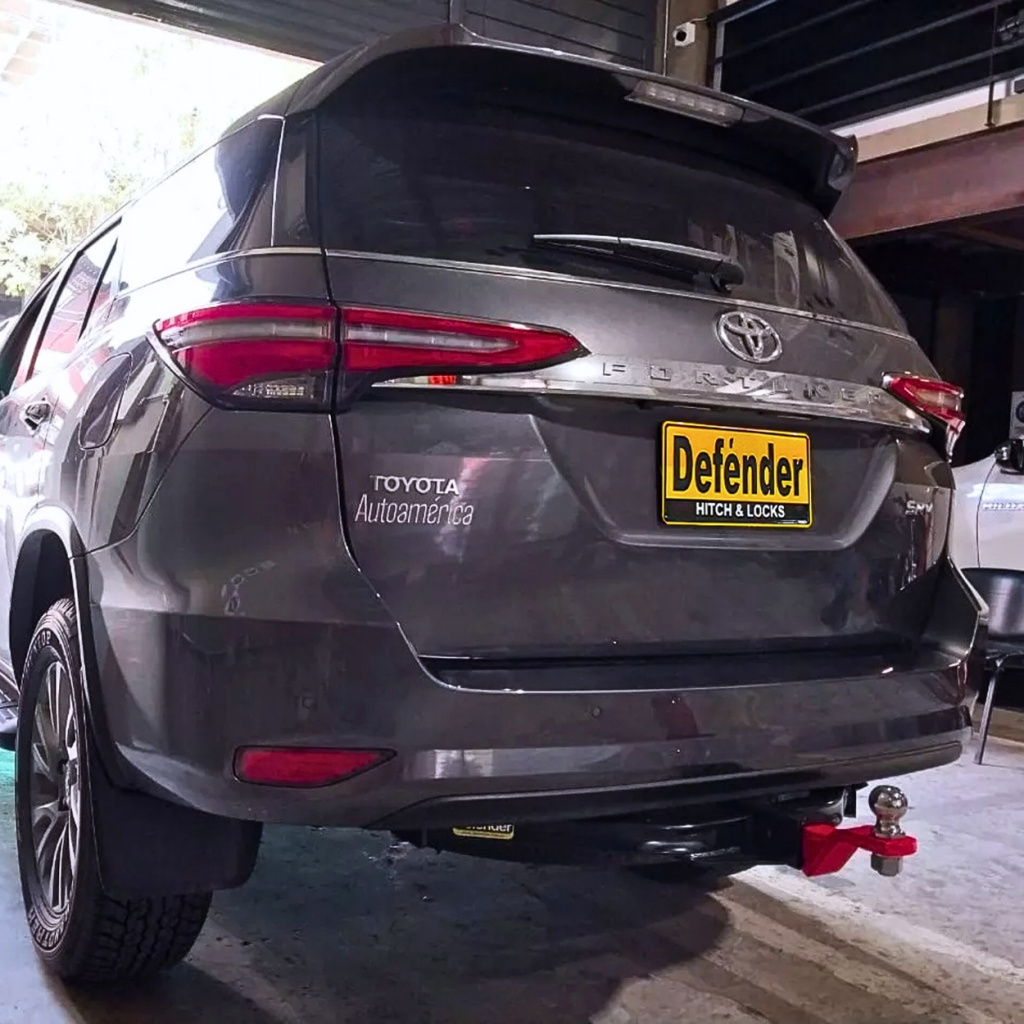 Tiro de Arrastre Toyota Fortuner Revo - Defénder