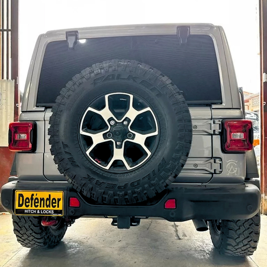 T75. JEEP WRANGLER JK RUBICON CORTO PLACA EN LA PUERTA 2008 2019 -2