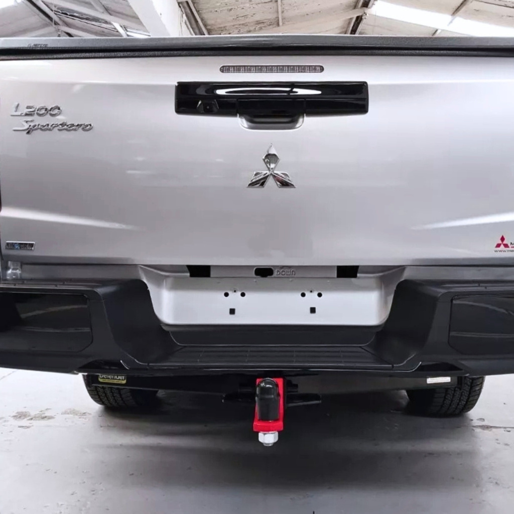 T99. MITSUBISHI SPORTERO L200 BASICA BOMPER PLASTICO 2014 - 2020 -2